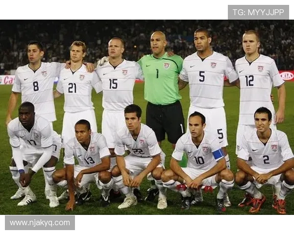 上海足球队在联合会杯积分榜中以50分稳居第一名展现强劲实力